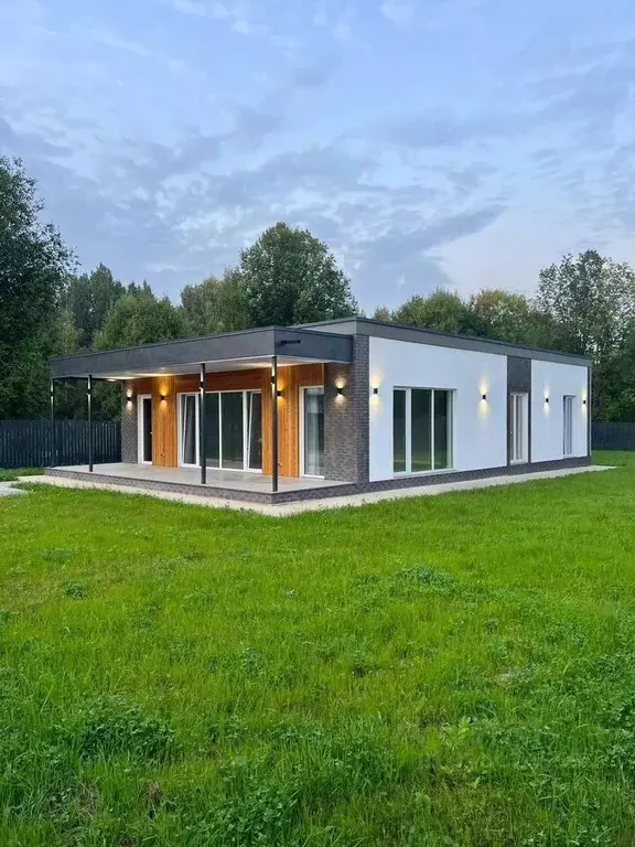 Дом в Ленинградская область, Ломоносовский район, Низинское с/пос, д. ... - Фото 1