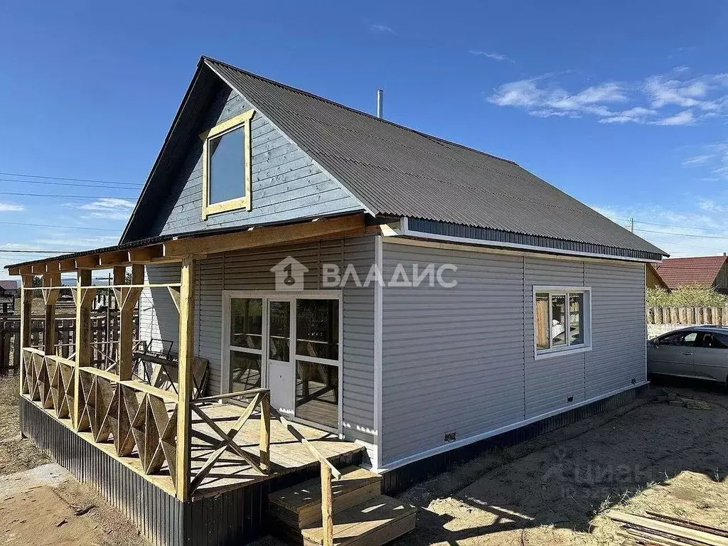 Дом в Бурятия, Тарбагатайский район, Саянтуйское с/пос, с. Нижний ... - Фото 1