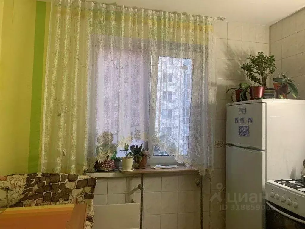 1-к кв. Крым, Симферополь ул. Лермонтова, 12 (34.0 м) - Фото 0