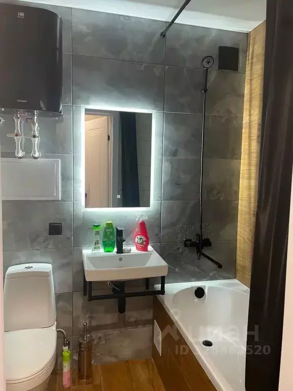 1-к кв. Саратовская область, Балаково ул. Набережная 50 лет ВЛКСМ, 6 ... - Фото 1