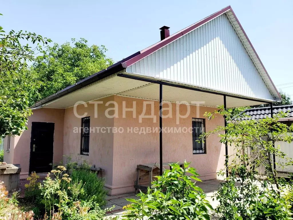 Дом в Ставропольский край, Ессентуки Мичуринец СНТ, проезд 2-й (33 м) - Фото 0