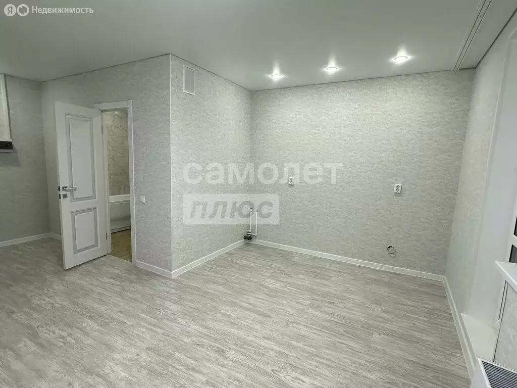 Квартира-студия: Миасс, улица Богдана Хмельницкого, 76 (24 м) - Фото 1