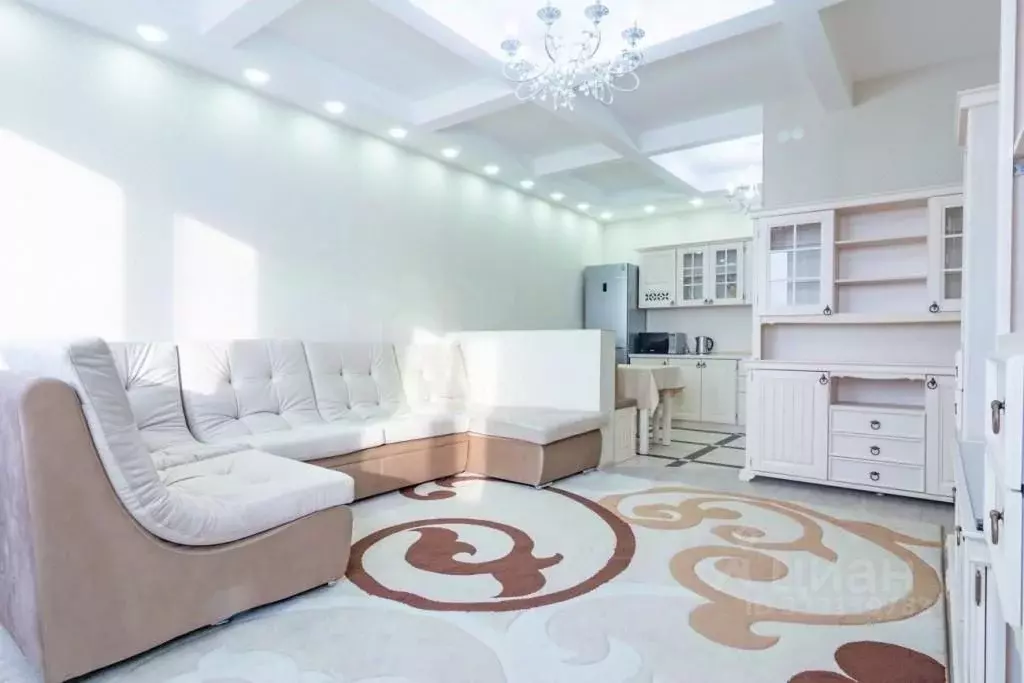 2-к кв. Иркутская область, Иркутск ул. Декабрьских Событий, 31 (69.0 ... - Фото 2