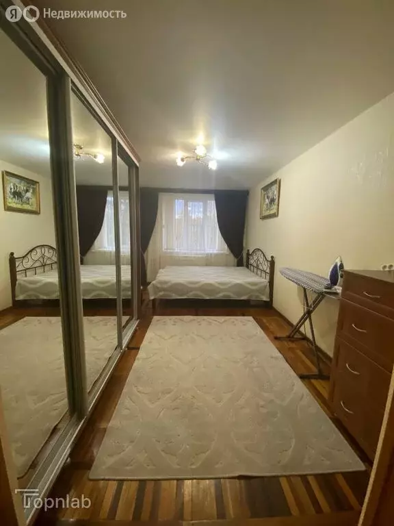 3-комнатная квартира: Нальчик, улица Тарчокова, 30 (70 м) - Фото 1