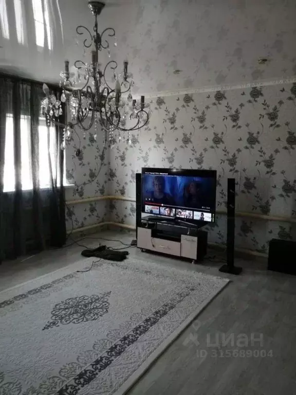 Дом в Астраханская область, Володарский район, с. Тумак Валовая ул., ... - Фото 1