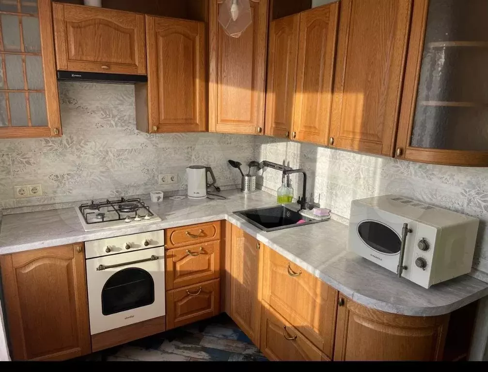 1-к. квартира, 35 м, 3/10 эт. - Фото 0