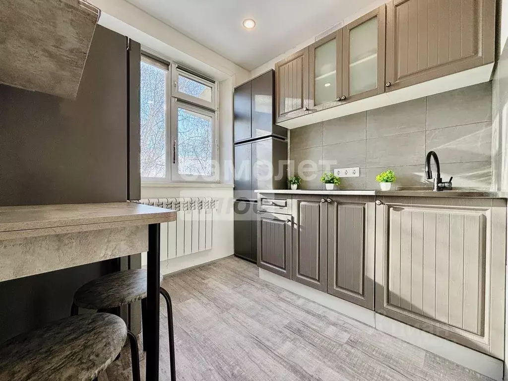 4-к кв. Иркутская область, Иркутск Байкальская ул., 211 (59.3 м) - Фото 2