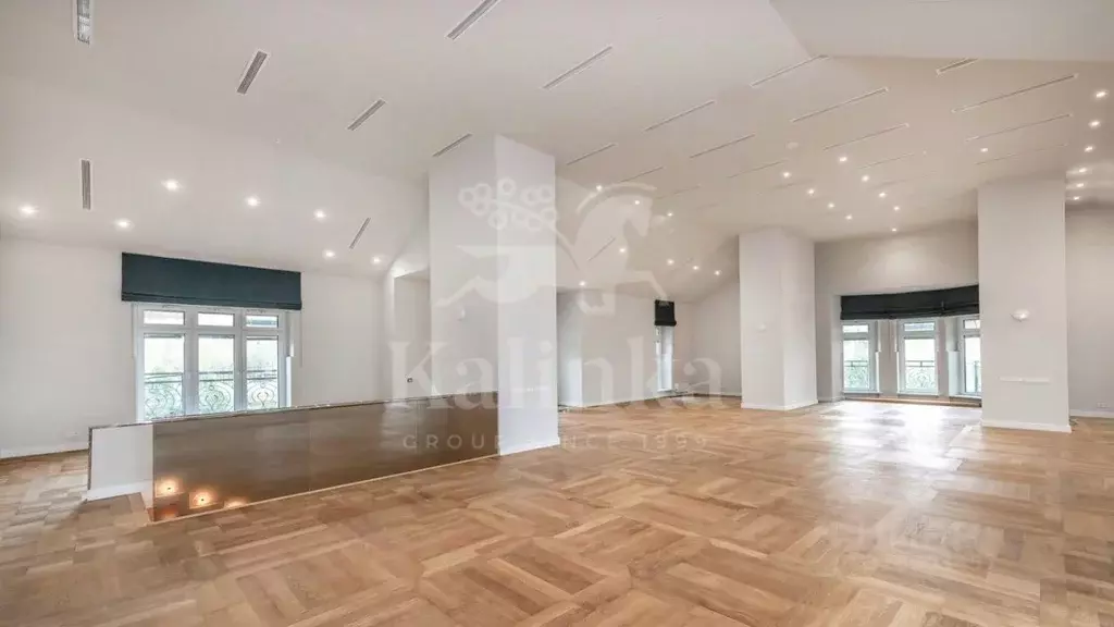 6-к кв. Московская область, Одинцовский городской округ, д. Жуковка 61 ... - Фото 1