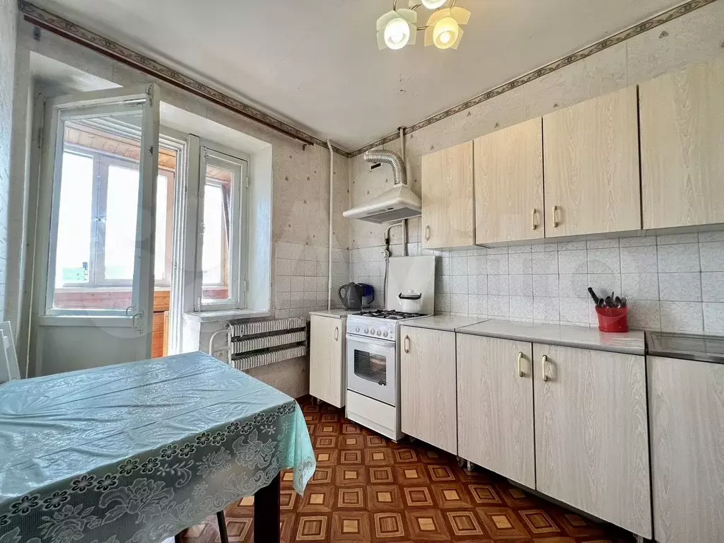 1-к. квартира, 42 м, 7/9 эт. - Фото 1