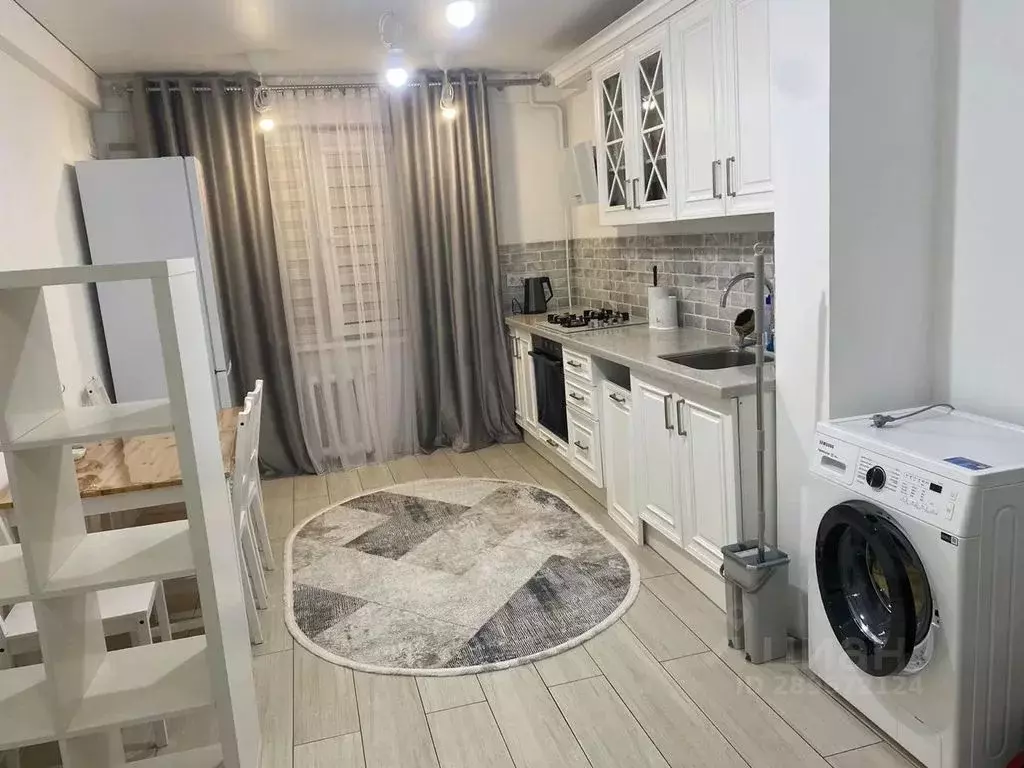 2-к кв. Дагестан, Махачкала ул. Каримова, 8 (70.0 м) - Фото 1