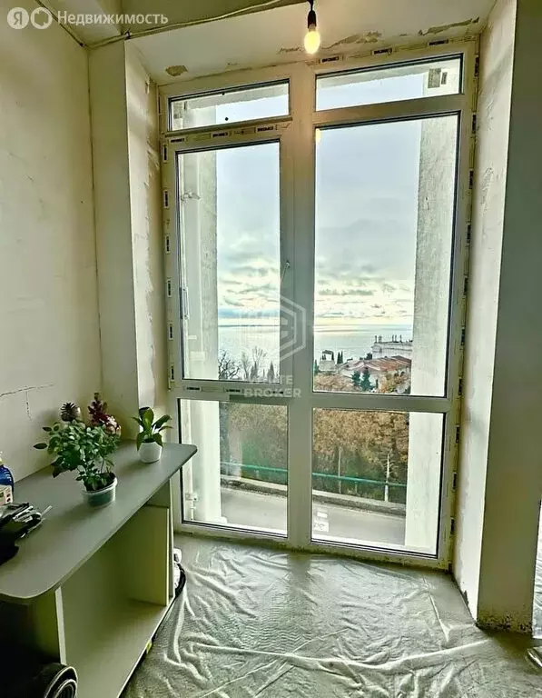 2-комнатная квартира: Гаспра, Алупкинское шоссе, 48П (57.3 м) - Фото 2