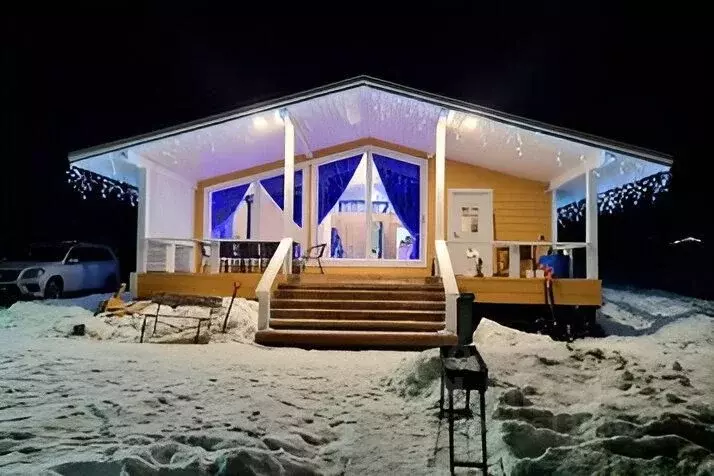 Дом в Карелия, Лахденпохский район, Мийнальское с/пос, пос. Сорола ул. ... - Фото 1