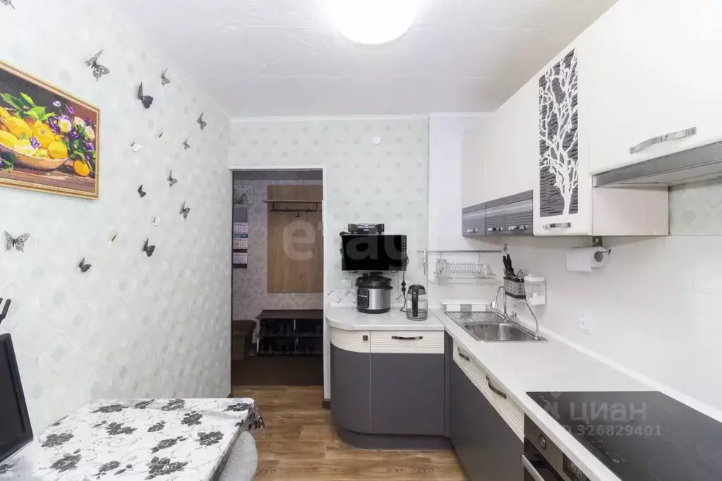 3-к кв. Тюменская область, Тюмень Волгоградская ул., 15 (63.4 м) - Фото 1