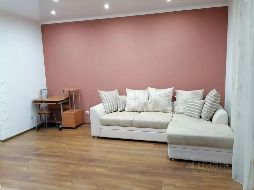 Студия Тюменская область, Тюмень ул. Тимофея Чаркова, 79 (29.0 м) - Фото 2