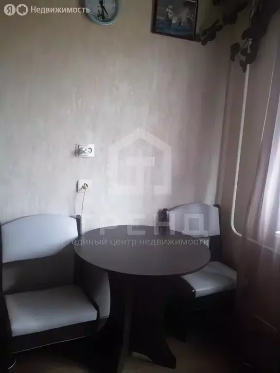 1-комнатная квартира: село Русско-Высоцкое, 21 (33 м) - Фото 1