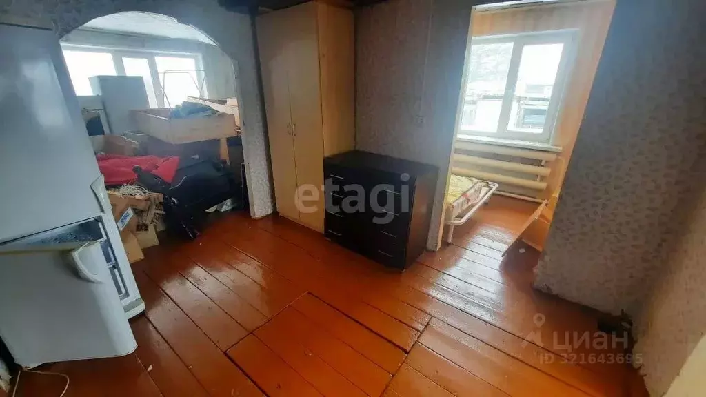 Дом в Томская область, Первомайский район, с. Комсомольск Октябрьская ... - Фото 0