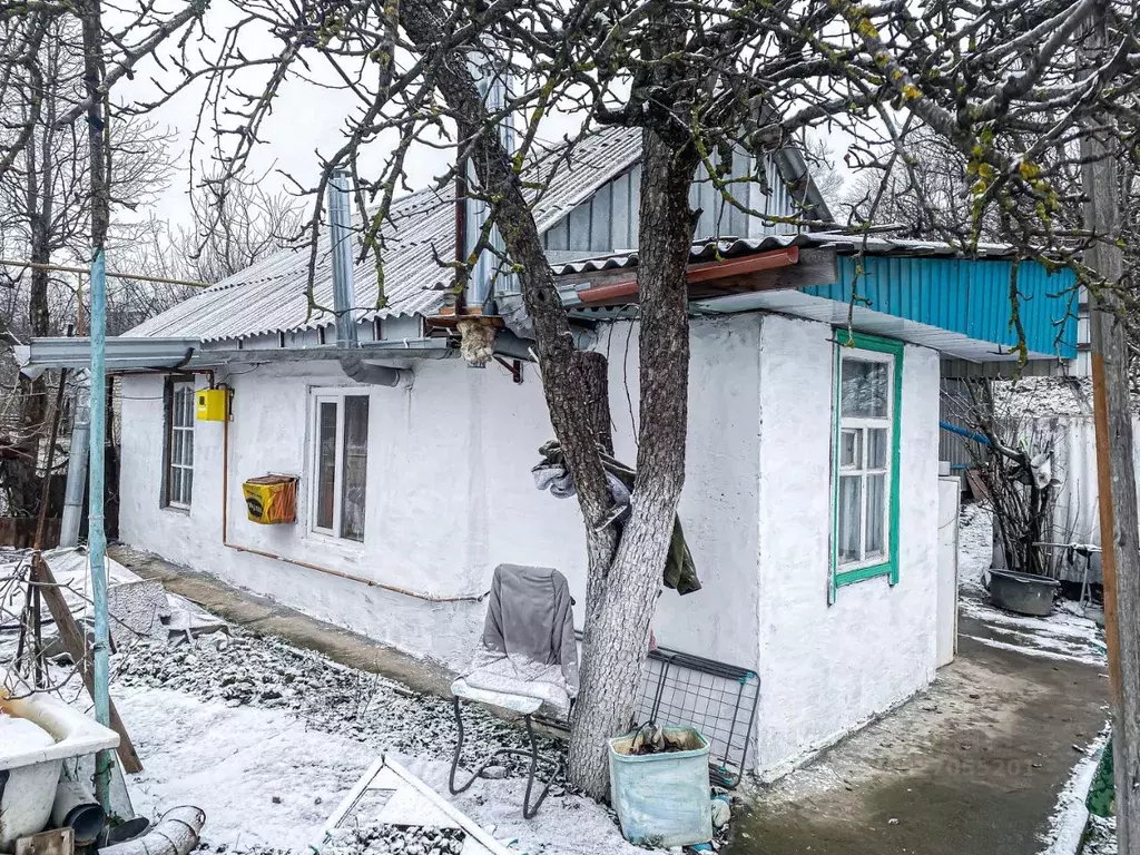 Дом в Ставропольский край, Георгиевск Звезда СТ, ул. Железнодорожная ... - Фото 1