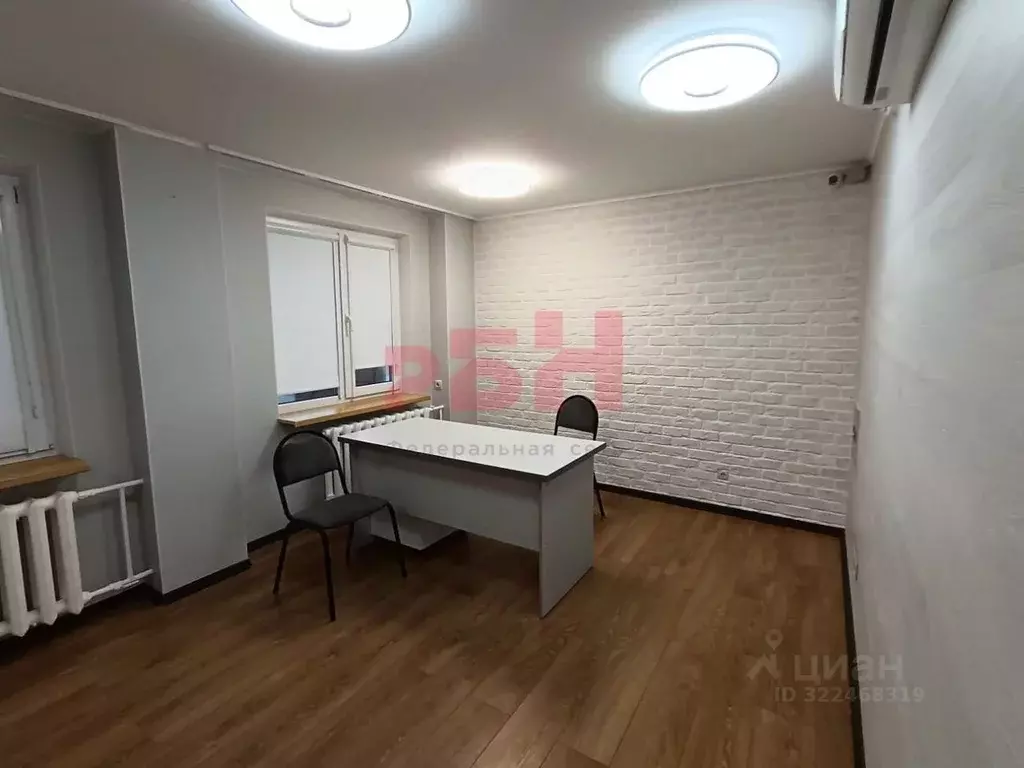 Офис в Тюменская область, Тюмень ул. Белинского, 1а (76 м) - Фото 1