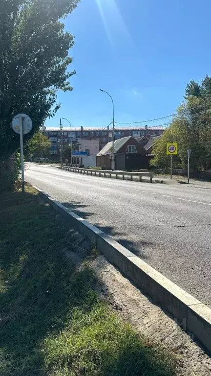 Участок в Краснодарский край, Темрюк ул. Ленина, 7 (6.54 сот.) - Фото 1