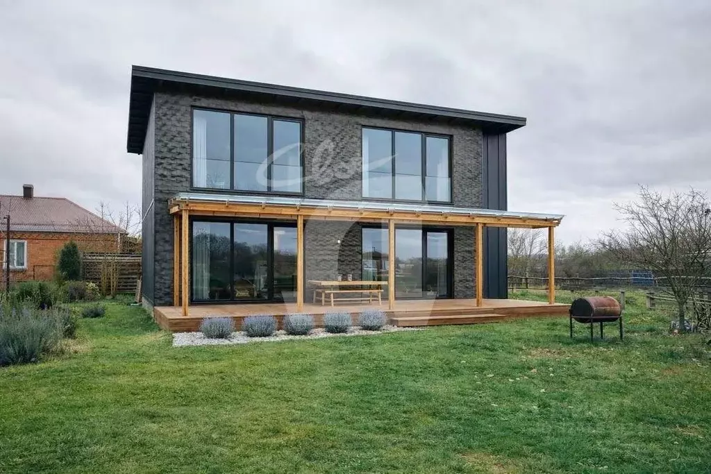 Дом в Адыгея, Майкоп Школьная ул., 3 (140 м) - Фото 1