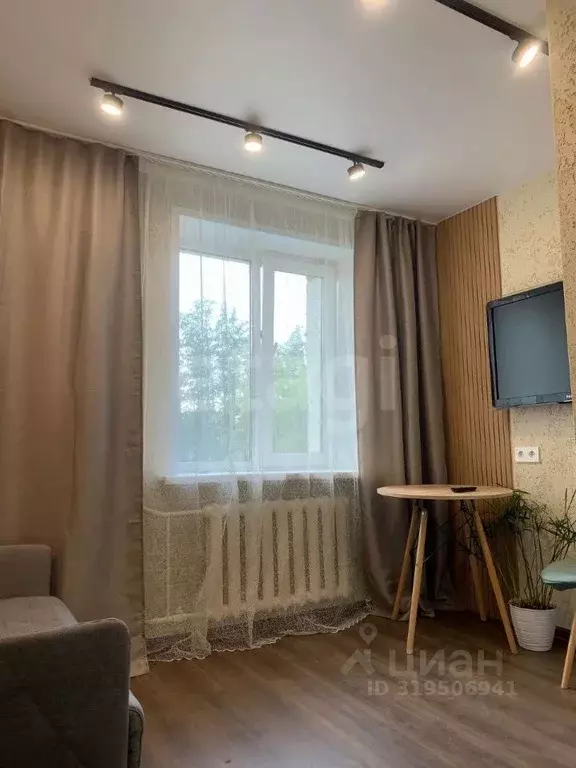 Комната Брянская область, Брянск Почтовая ул., 98А (12.0 м) - Фото 1
