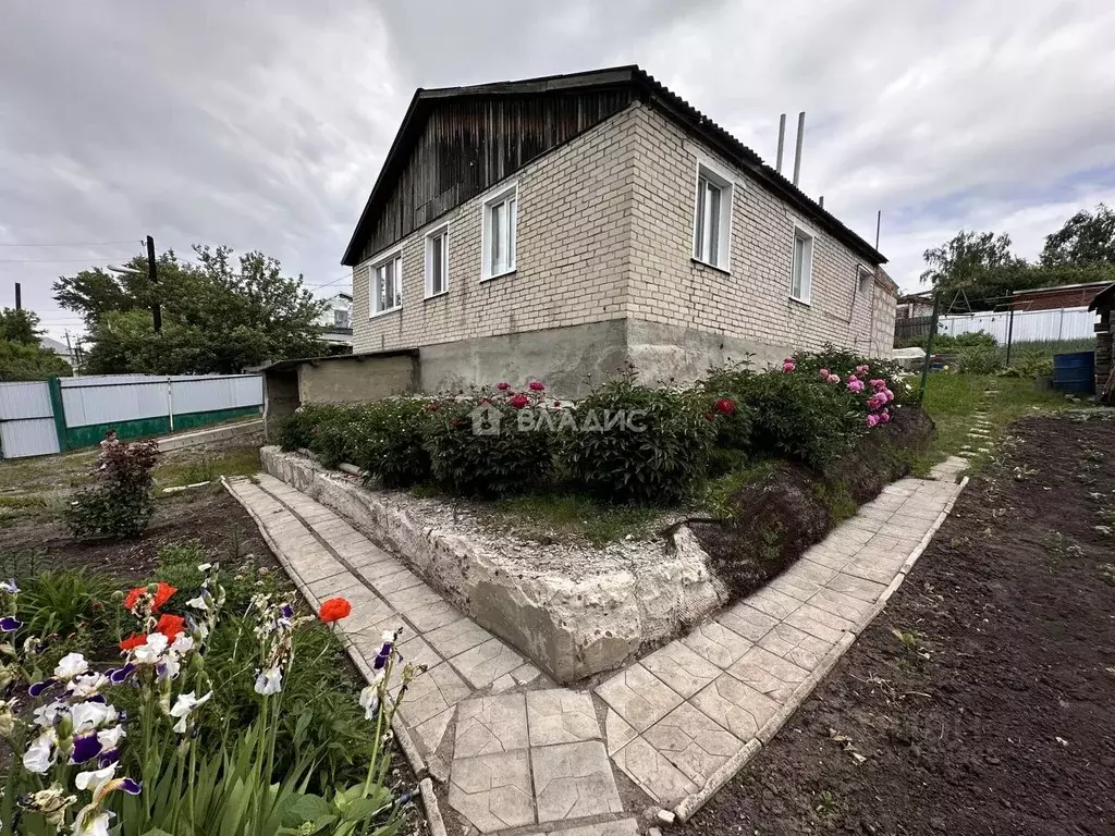 Дом в Пензенская область, Нижний Ломов ул. Ленина, 64Б (114 м) - Фото 0