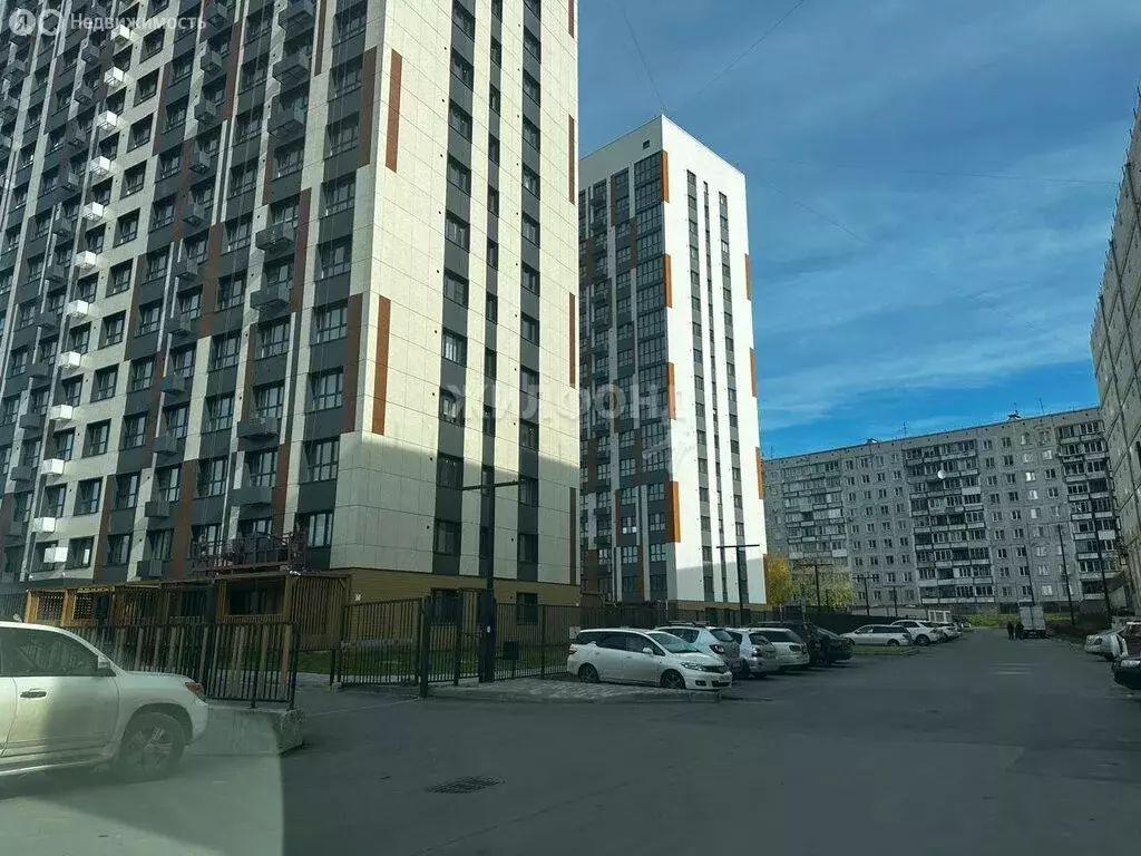 3-комнатная квартира: Новосибирск, улица Есенина, 12Б (59.4 м) - Фото 0