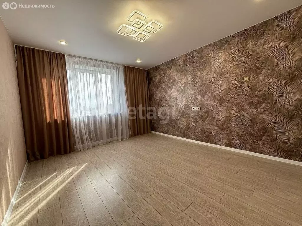2-комнатная квартира: Салават, улица Губайдуллина, 4 (50 м) - Фото 1
