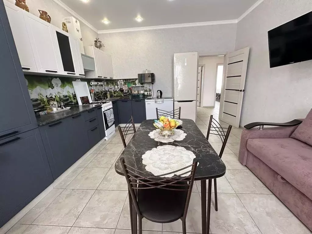 Дом в Краснодарский край, Динской район, Новотитаровская ст-ца ... - Фото 2