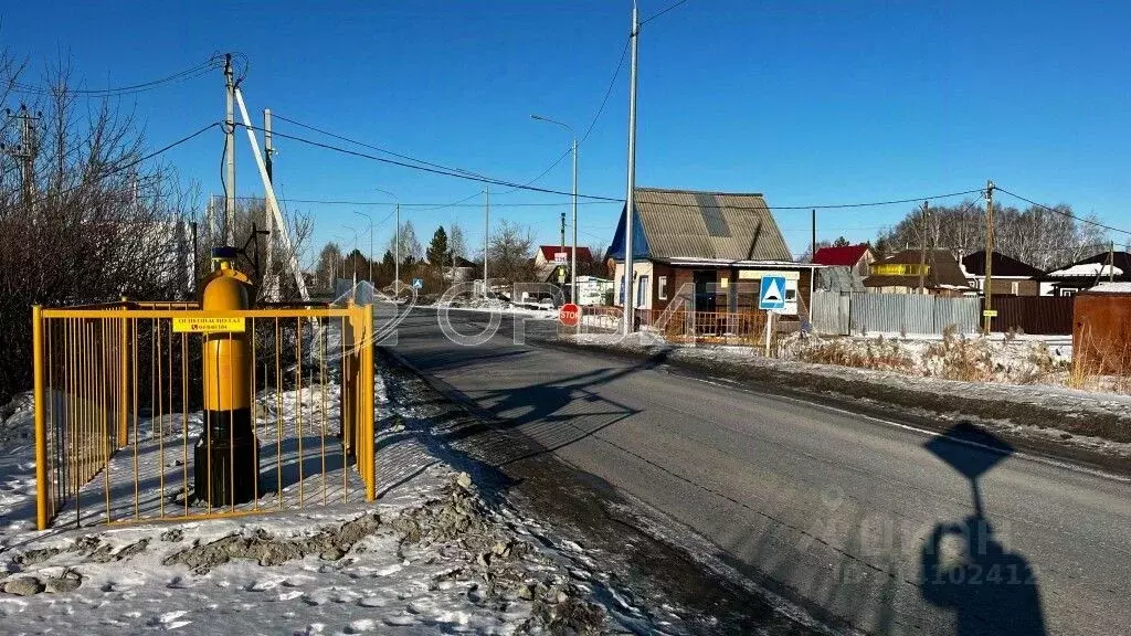 Участок в Тюменская область, Тюмень Садовое товарищество Липовый ... - Фото 0