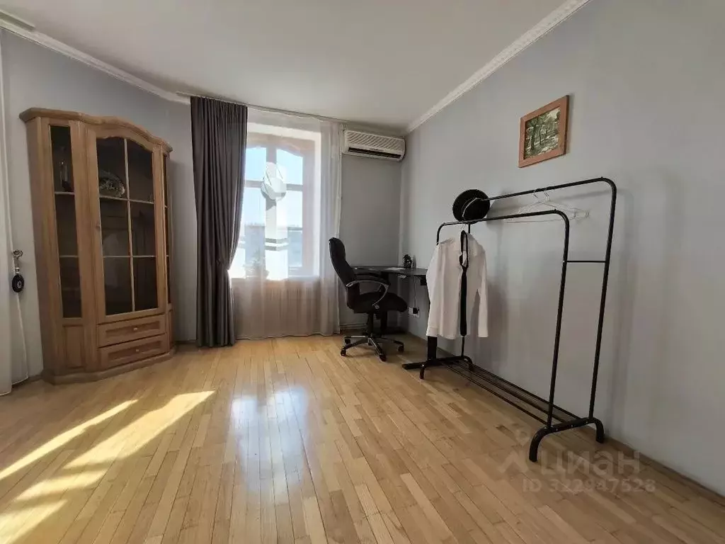 3-к кв. Севастополь ул. Очаковцев, 39 (86.0 м) - Фото 1