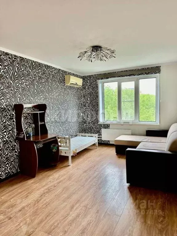 1-к кв. Самарская область, Тольятти просп. Степана Разина, 48 (32.0 м) - Фото 0