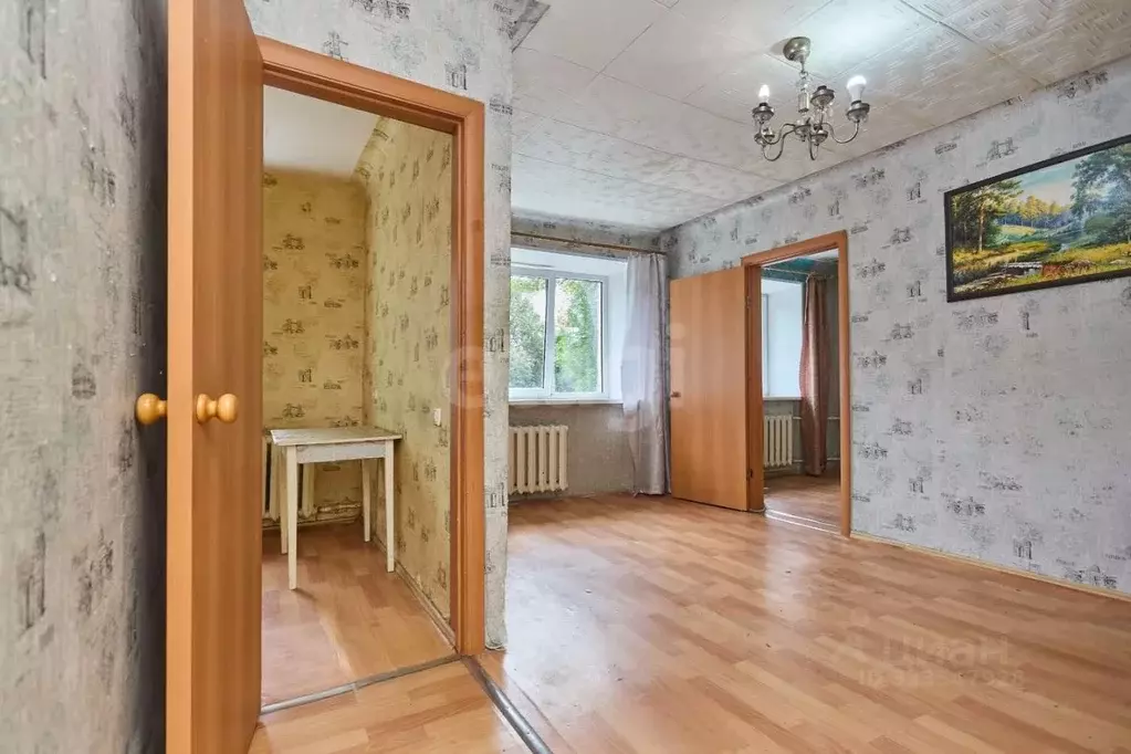 2-к кв. Башкортостан, Уфа ул. 40 лет Октября, 18 (40.0 м) - Фото 1