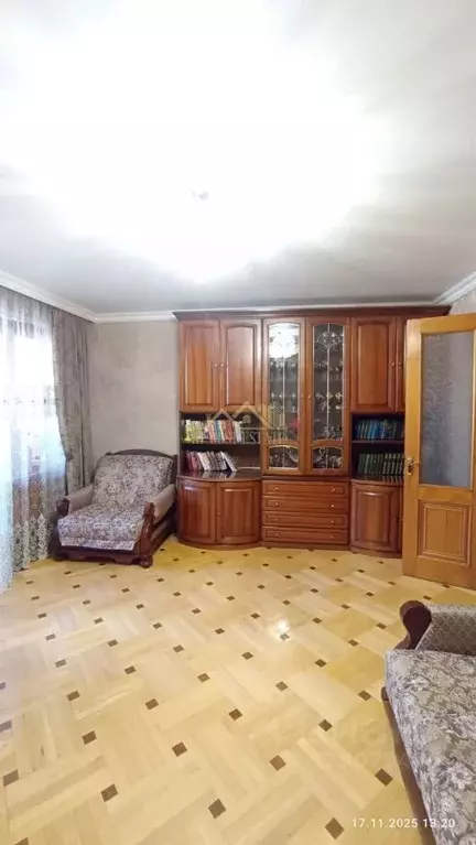 3-к кв. Северная Осетия, Владикавказ ул. Генерала Дзусова, 30 (84.0 м) - Фото 1