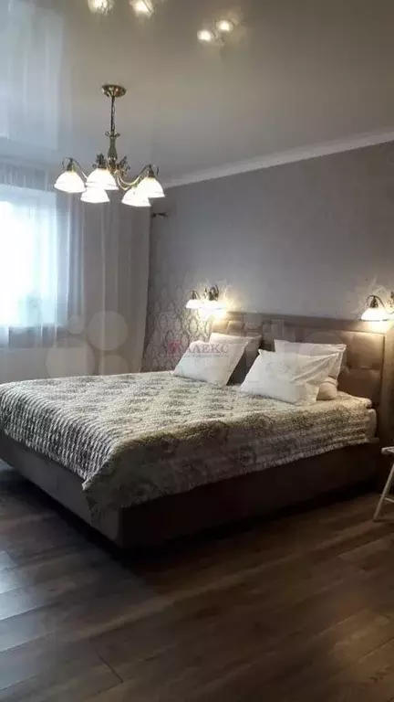 2-к. квартира, 67 м, 3/3 эт. - Фото 1