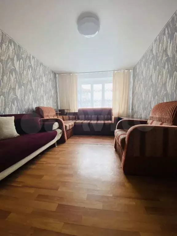 1-к. квартира, 39 м, 4/10 эт. - Фото 0