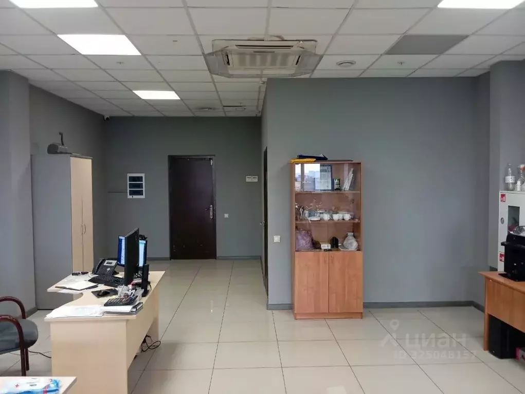 Офис в Краснодарский край, Краснодар Северная ул., 490 (89 м) - Фото 2