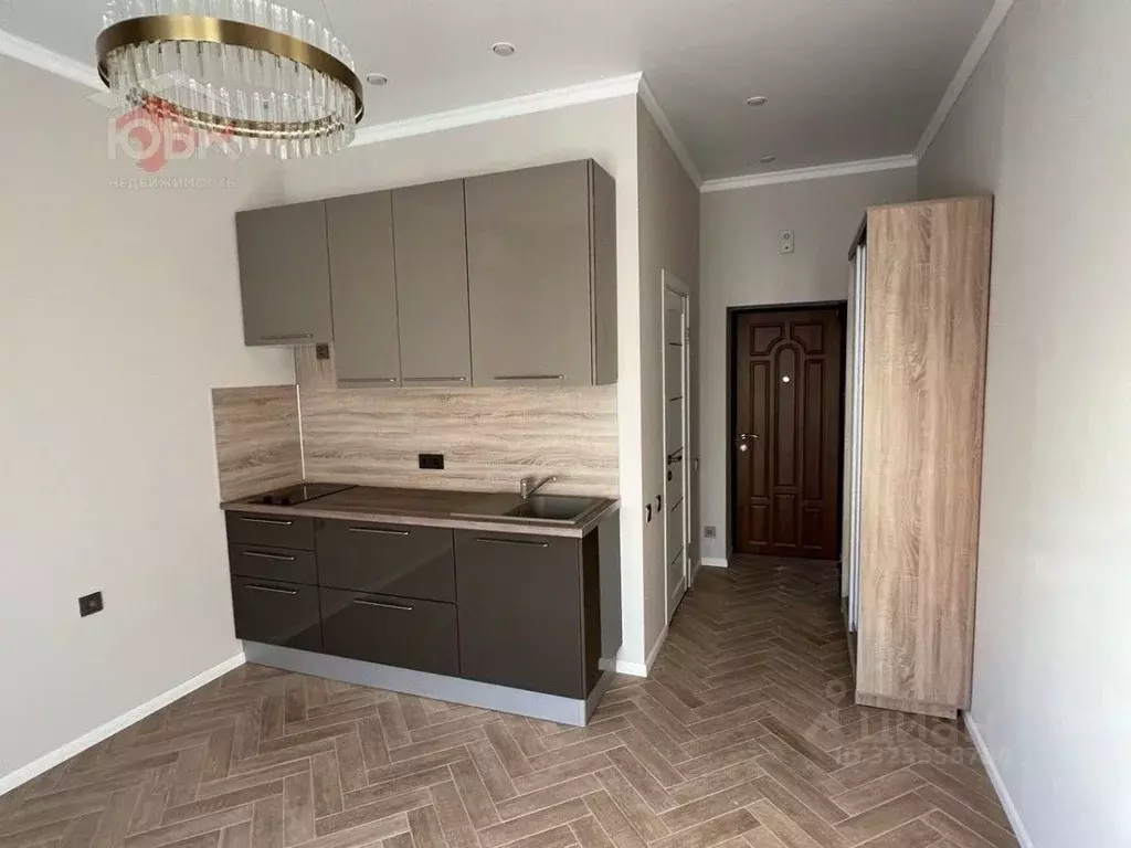 Свободной планировки кв. Крым, Черноморское пгт ул. Сигнальная, 2Бк1 ... - Фото 1