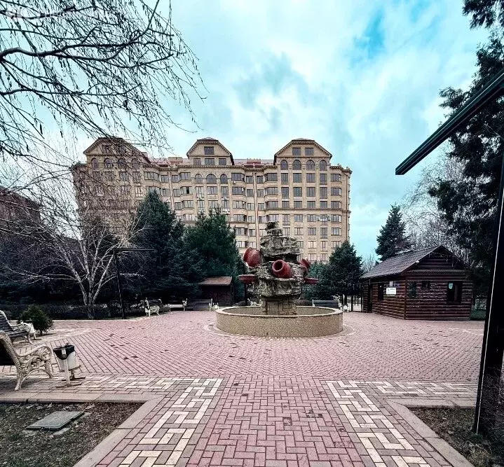 2-комнатная квартира: Хасавюрт, Грозненская улица, 100А (60 м) - Фото 0