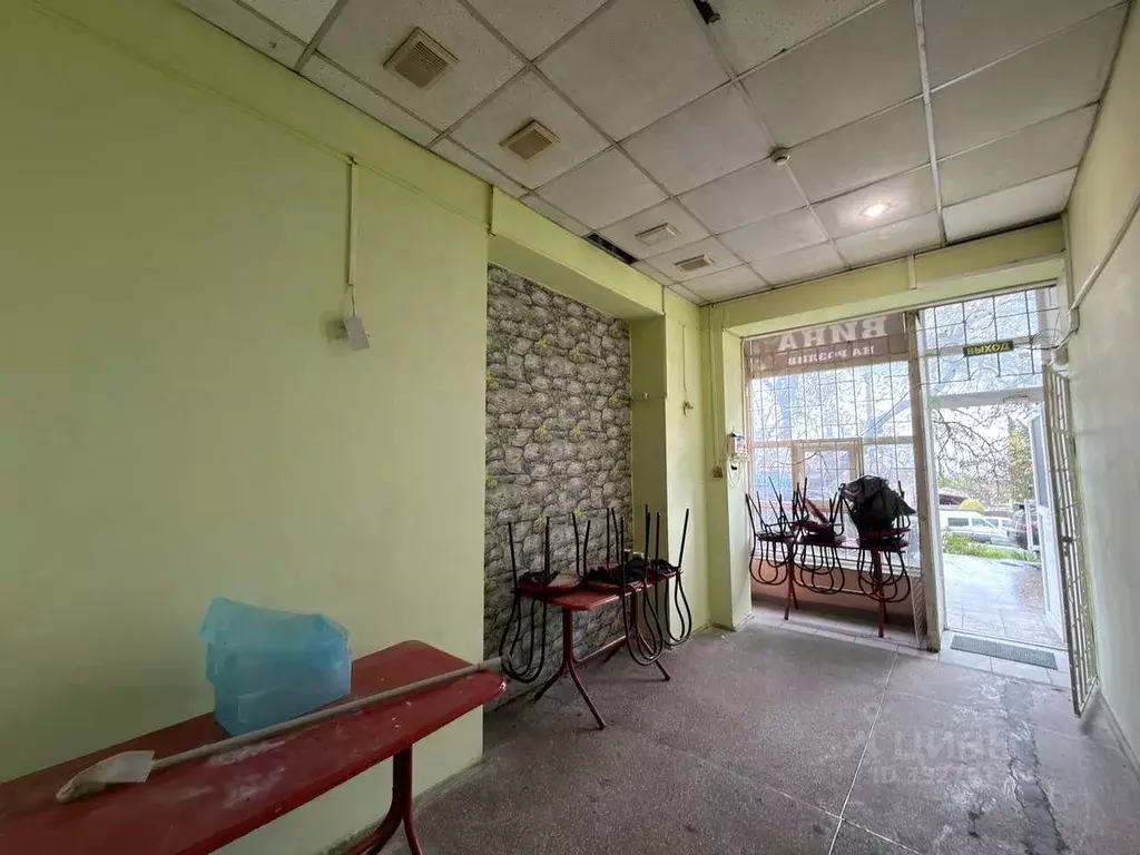 Помещение свободного назначения в Севастополь ул. Меньшикова, 17 (87 ... - Фото 1