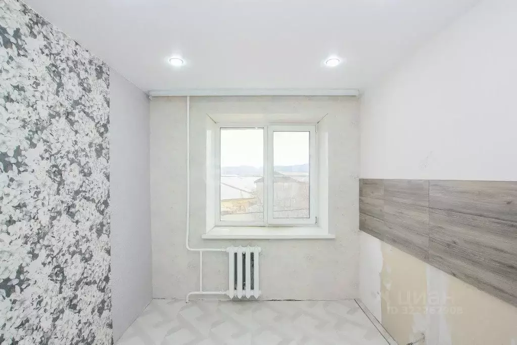 3-к кв. Бурятия, Улан-Удэ ул. Тулаева, 136 (63.7 м) - Фото 1