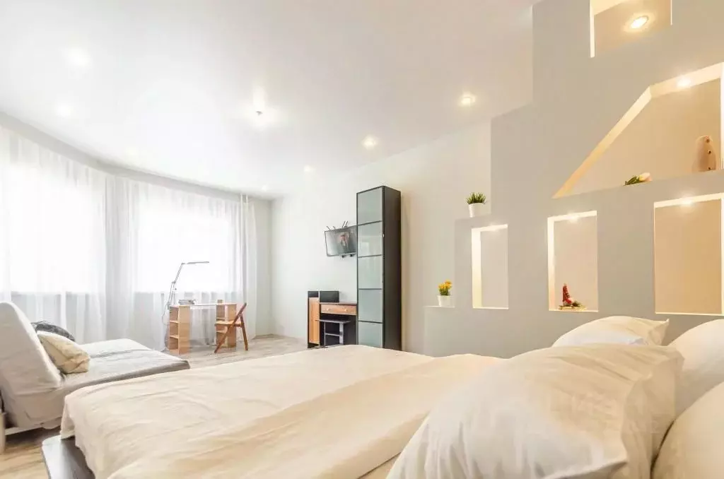 1-к кв. Самарская область, Самара ул. Санфировой, 99 (53.0 м) - Фото 2