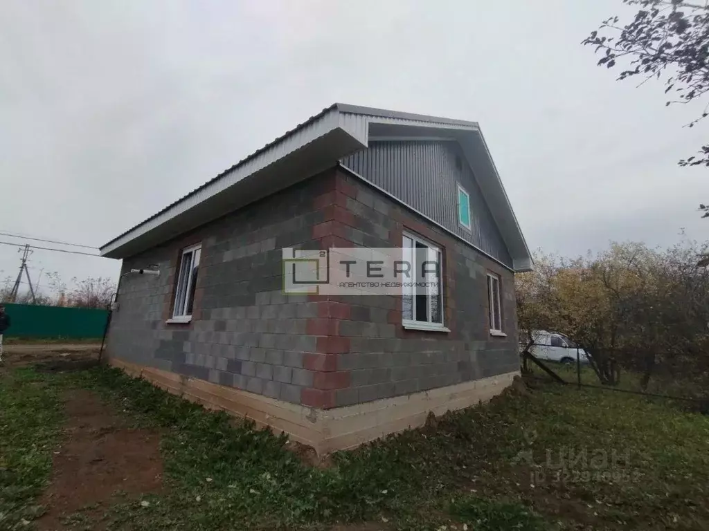 Дом в Башкортостан, Иглинский сельсовет, с. Иглино ул. Бакинская, 53 ... - Фото 2