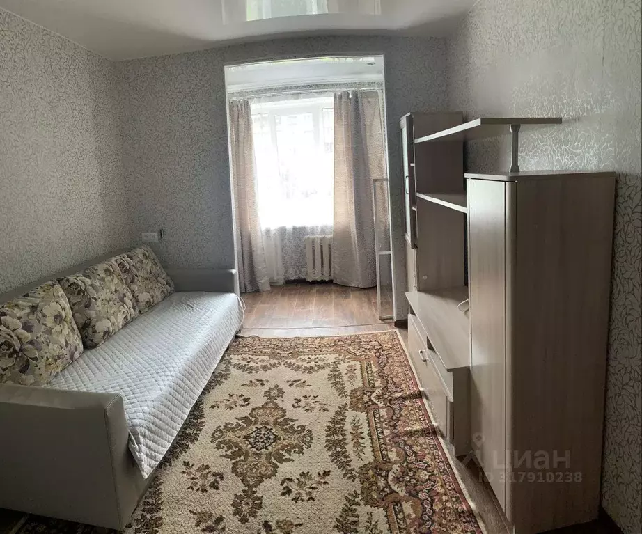 1-к кв. Псковская область, Псков ул. 1-я Поселочная, 15 (37.0 м) - Фото 0