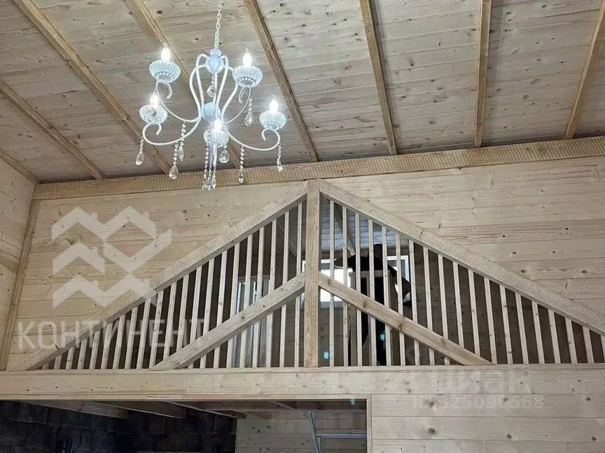 Дом в Крым, Сакский район, с. Уютное, Прибой СПК ул. Ореховая, 7 (180 ... - Фото 2