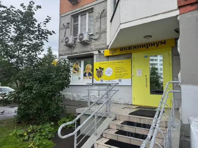 Помещение свободного назначения в Московская область, Красногорск бул. ... - Фото 1