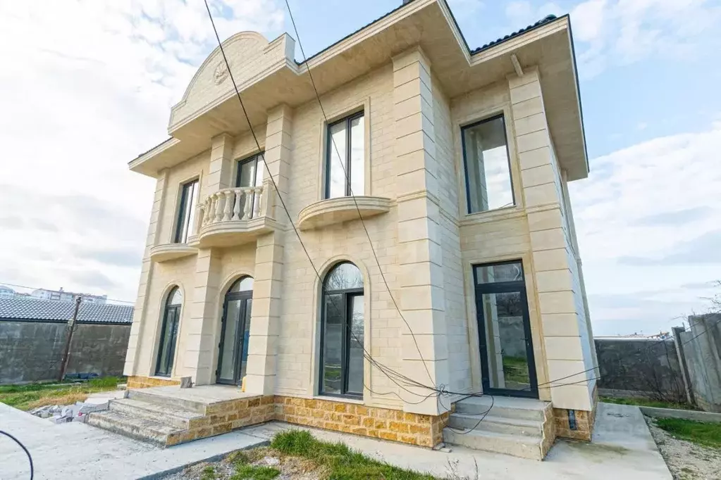 Дом в Севастополь ул. Краснодарская, 3 (215 м) - Фото 0