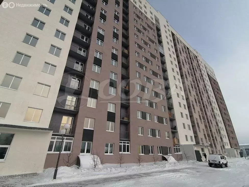 3-комнатная квартира: Тобольск, улица Радищева, 21 (82.2 м) - Фото 1
