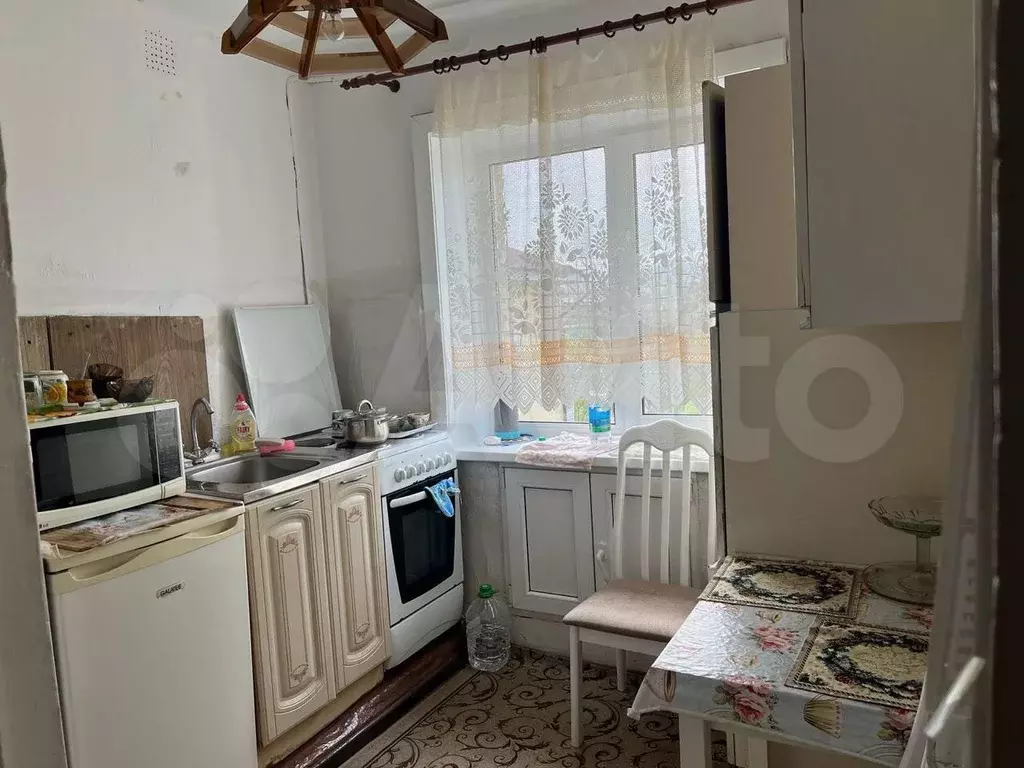 3-к. квартира, 55 м, 5/5 эт. - Фото 0