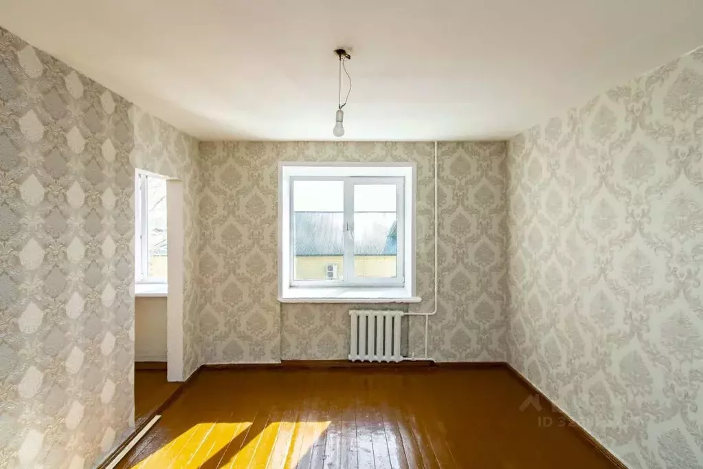 Комната Тюменская область, Тюмень ул. Республики, 214 (37.0 м) - Фото 1